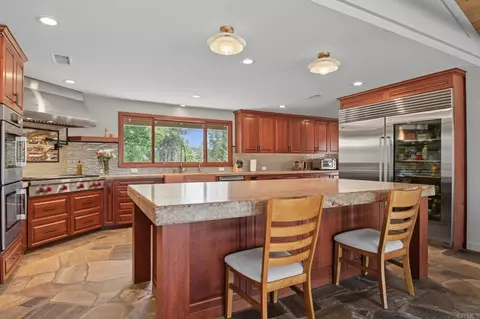 Kitchen - 2650 Calle De Compadres, Alpine, CA 91901 photo 1 of 7