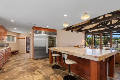 Kitchen - 2650 Calle De Compadres, Alpine, CA 91901 photo 6 of 7