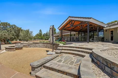 Exterior - 2650 Calle De Compadres, Alpine, CA 91901 photo 15 of 19