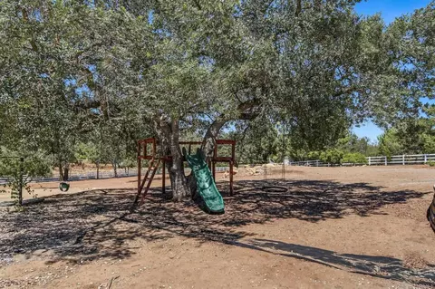 Exterior - 2650 Calle De Compadres, Alpine, CA 91901 photo 11 of 19