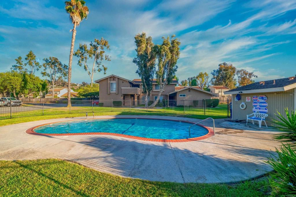 Exterior - 963 Amistad Pl #D, El Cajon, CA 92019 photo 4 of 4