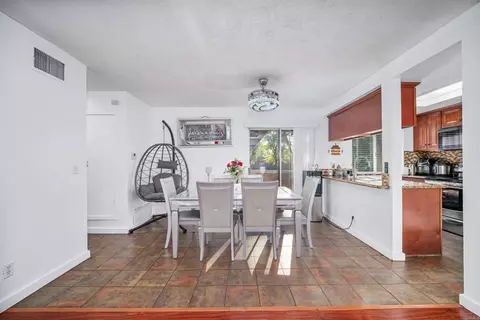 Dining - 963 Amistad Pl #D, El Cajon, CA 92019 photo 1 of 2