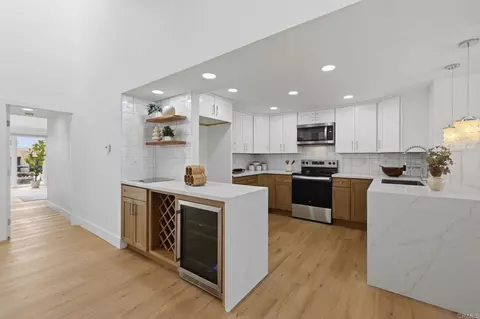 Kitchen - 94 Kingston Ct W, Coronado, CA 92118 photo 2 of 7