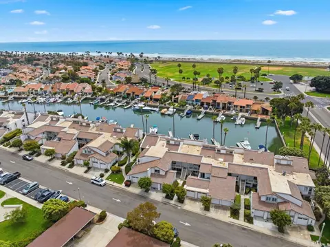 View/Area - 94 Kingston Ct W, Coronado, CA 92118 photo 6 of 23