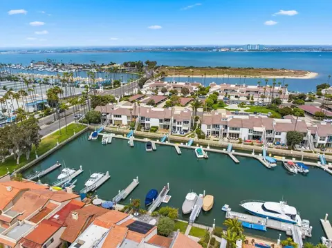 View/Area - 94 Kingston Ct W, Coronado, CA 92118 photo 18 of 23