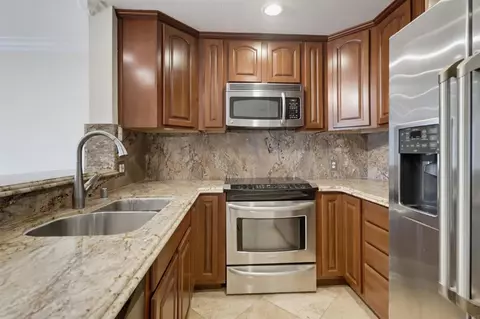 8889 Caminito Plaza Centro #7319, San Diego, CA 92122