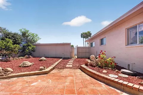 Exterior - 225 North Ln, El Cajon, CA 92021 photo 5 of 13