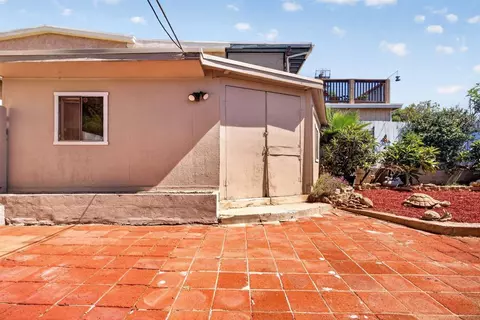 Exterior - 225 North Ln, El Cajon, CA 92021 photo 3 of 13
