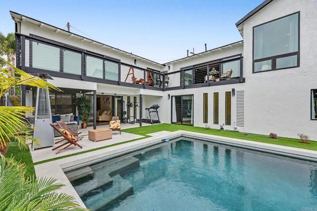 1891 Titus St, San Diego, CA 92110