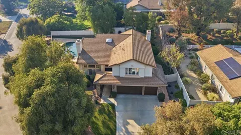 View/Area - 1068 Barsky Ln, Fallbrook, CA 92028 photo 1 of 9
