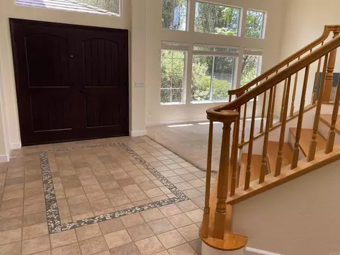 Entry Way - 1068 Barsky Ln, Fallbrook, CA 92028 photo 2 of 4
