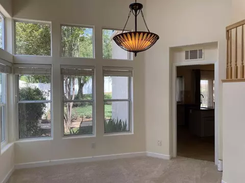 Living - 1068 Barsky Ln, Fallbrook, CA 92028 photo 3 of 3