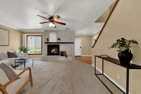 Living - 44552 La Paz Rd, Temecula, CA 92592 photo 8 of 8