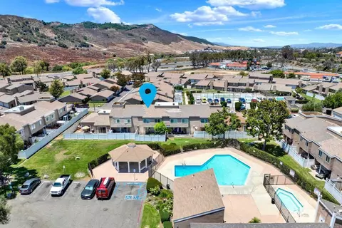 View/Area - 44552 La Paz Rd, Temecula, CA 92592 photo 8 of 11