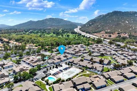 View/Area - 44552 La Paz Rd, Temecula, CA 92592 photo 2 of 11