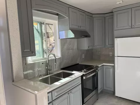 Kitchen - 24420 Stagecoach Rd, Potrero, CA 91963 photo 1 of 2
