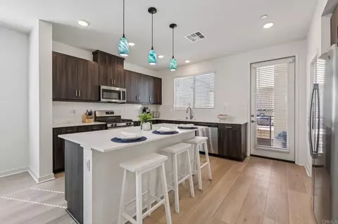 5471 Seacliff Pl #80, San Diego, CA 92154