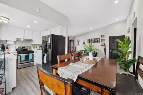 Dining - 6454 Quarry Rd #8, Spring Valley, CA 91977 photo 3 of 3