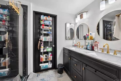 Bath - 6454 Quarry Rd #8, Spring Valley, CA 91977 photo 1 of 3