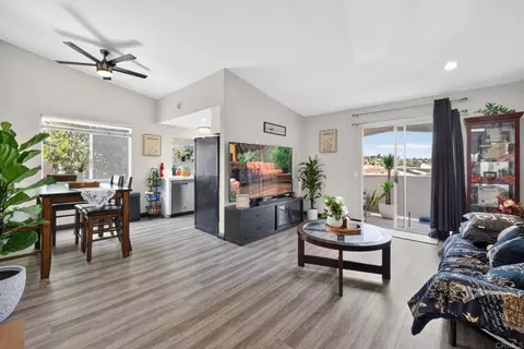 Living - 6454 Quarry Rd #8, Spring Valley, CA 91977 photo 1 of 3