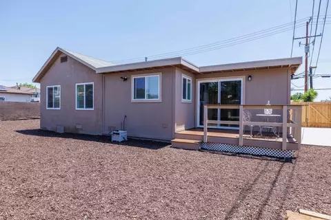 Exterior - 1512 E Madison Ave, El Cajon, CA 92019 photo 4 of 8