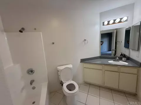 Bath - 3029 Blue Oak Ct, Spring Valley, CA 91978 photo 1 of 2