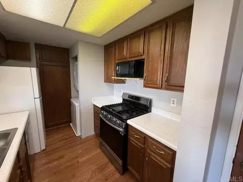 Kitchen - 3029 Blue Oak Ct, Spring Valley, CA 91978 photo 2 of 4