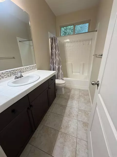 3197 Austin Ave, Clovis, CA 93619 photo 13