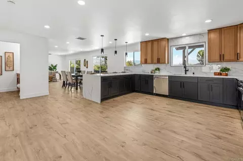 Kitchen - 16333 Oak Springs Dr, Ramona, CA 92065 photo 2 of 5