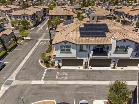View/Area - 45477 Calle Cirros, Temecula, CA 92592 photo 2 of 12