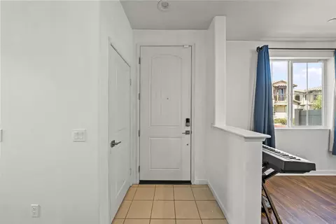 Entry Way - 45477 Calle Cirros, Temecula, CA 92592 photo 1 of 2