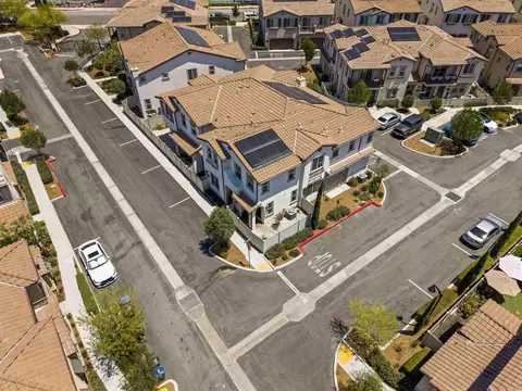 View/Area - 45477 Calle Cirros, Temecula, CA 92592 photo 10 of 12