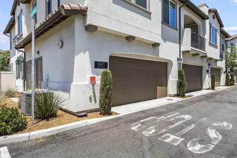 Exterior - 45477 Calle Cirros, Temecula, CA 92592 photo 5 of 8