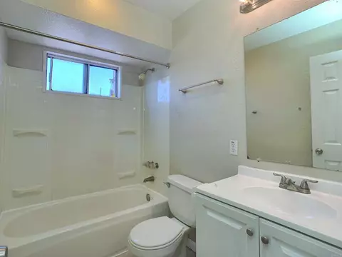 Bath - 703 San Juhn St, Spring Valley, CA 91977 photo 2 of 2