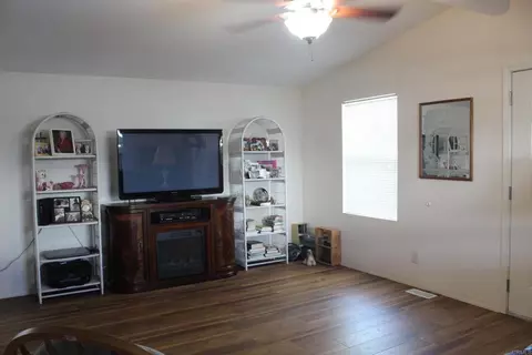 1285 E Washington #15, El Cajon, CA 92019 photo 8