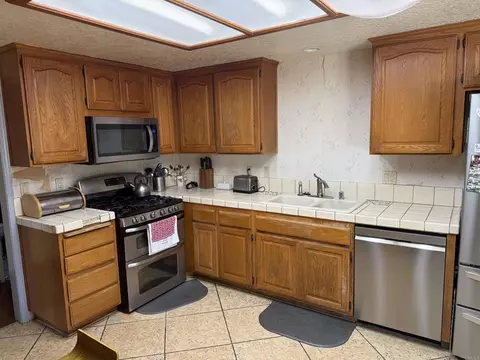 Kitchen - 13107 Lindo Ln, Lakeside, CA 92040 photo 3 of 4