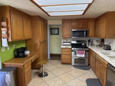 Kitchen - 13107 Lindo Ln, Lakeside, CA 92040 photo 2 of 4