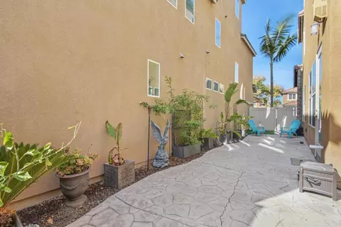 Exterior - 1394 Pershing Rd, Chula Vista, CA 91913 photo 3 of 9