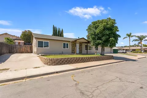 Exterior - 8644 Avenida Marco, El Cajon, CA 92021 photo 2 of 9