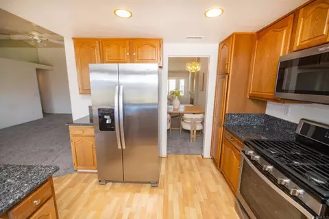 2556 Wind River Rd, El Cajon, CA 92019 photo 12
