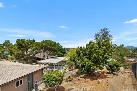 Exterior - 3969 Apore St, La Mesa, CA 91941 photo 7 of 13