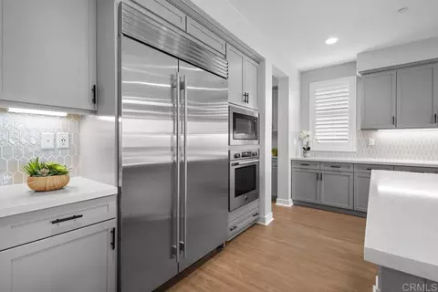 Kitchen - 39210 Stallion Dr, Palmdale, CA 93551 photo 2 of 5