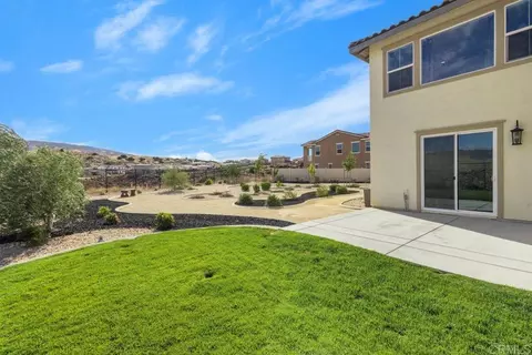 Exterior - 39210 Stallion Dr, Palmdale, CA 93551 photo 6 of 12