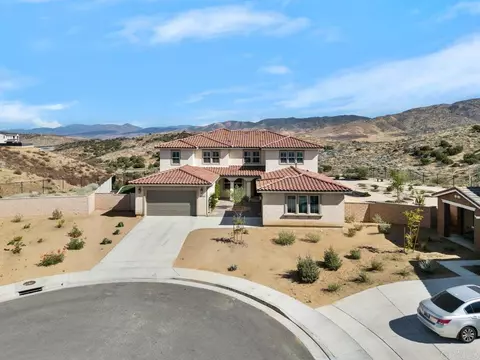 View/Area - 39210 Stallion Dr, Palmdale, CA 93551 photo 5 of 9
