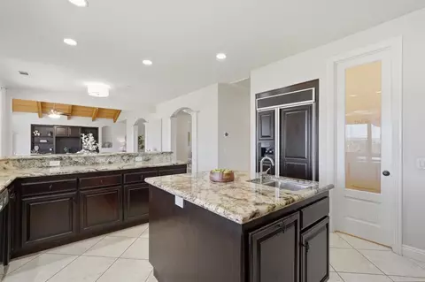 Kitchen - 3676 Alta Vista Dr, Fallbrook, CA 92028 photo 6 of 7