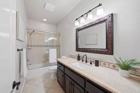 Bath - 3676 Alta Vista Dr, Fallbrook, CA 92028 photo 4 of 4