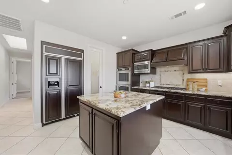 Kitchen - 3676 Alta Vista Dr, Fallbrook, CA 92028 photo 7 of 7
