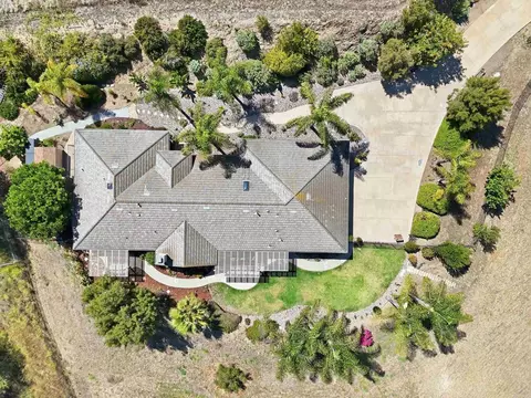 View/Area - 3676 Alta Vista Dr, Fallbrook, CA 92028 photo 1 of 2