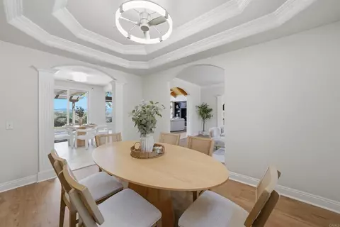Dining - 3676 Alta Vista Dr, Fallbrook, CA 92028 photo 2 of 5