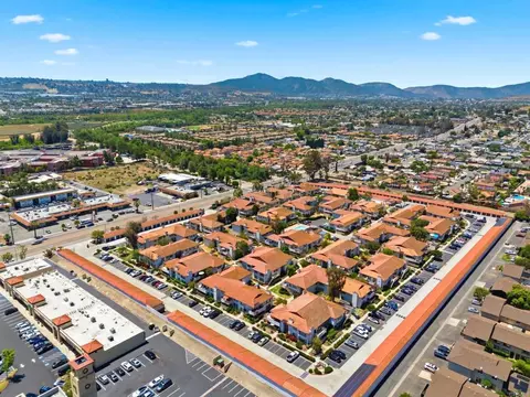 View/Area - 9872 Shirley Gardens Dr #4, Santee, CA 92071 photo 2 of 6